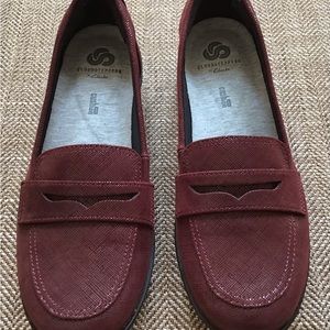 Clarks Cloudsteppers Ayla Burgundy Slip Loafers, Size 8M (New)
